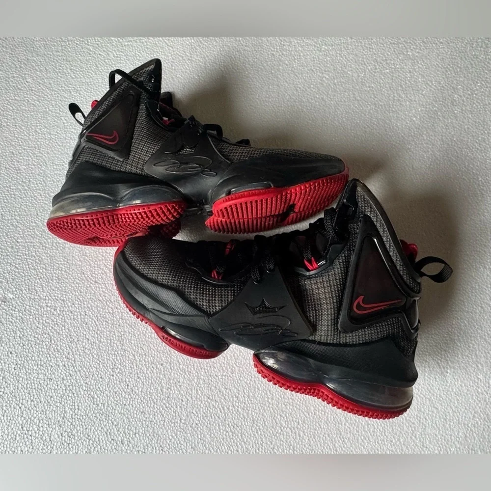 Nike Kid's Big Boy's Lebron 19 Basketball Shoe Black/Red